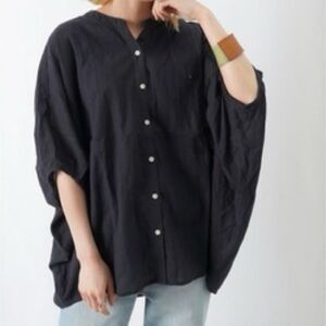 Saga - Oversized Black Linen Shirt Short Dolan Sleeves - One Size fits most